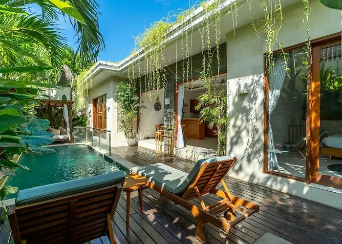 Bali Blue I - Two-bedroom Peaceful Garden Pool Oasis In Villa Seminyak (Bali)