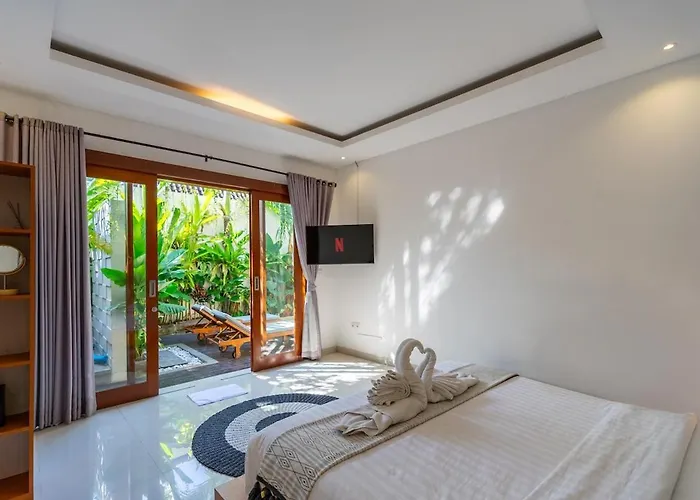 Bali Blue I - Two-bedroom Peaceful Garden Pool Oasis In Seminyak (Bali)